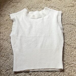 Sleeveless Knit Sweater Vest - White